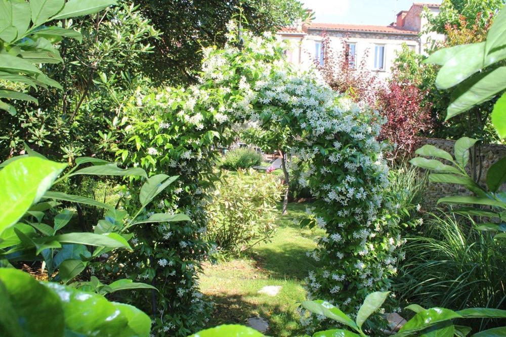 Maison Prades Chambre D'Hotes Екстериор снимка