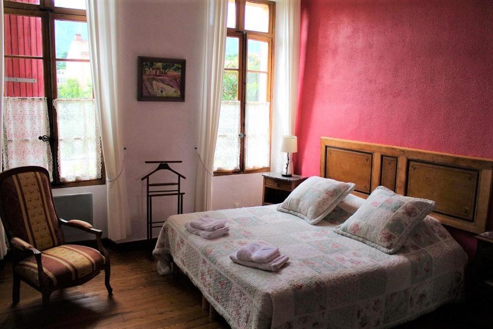 Maison Prades Chambre D'Hotes Екстериор снимка